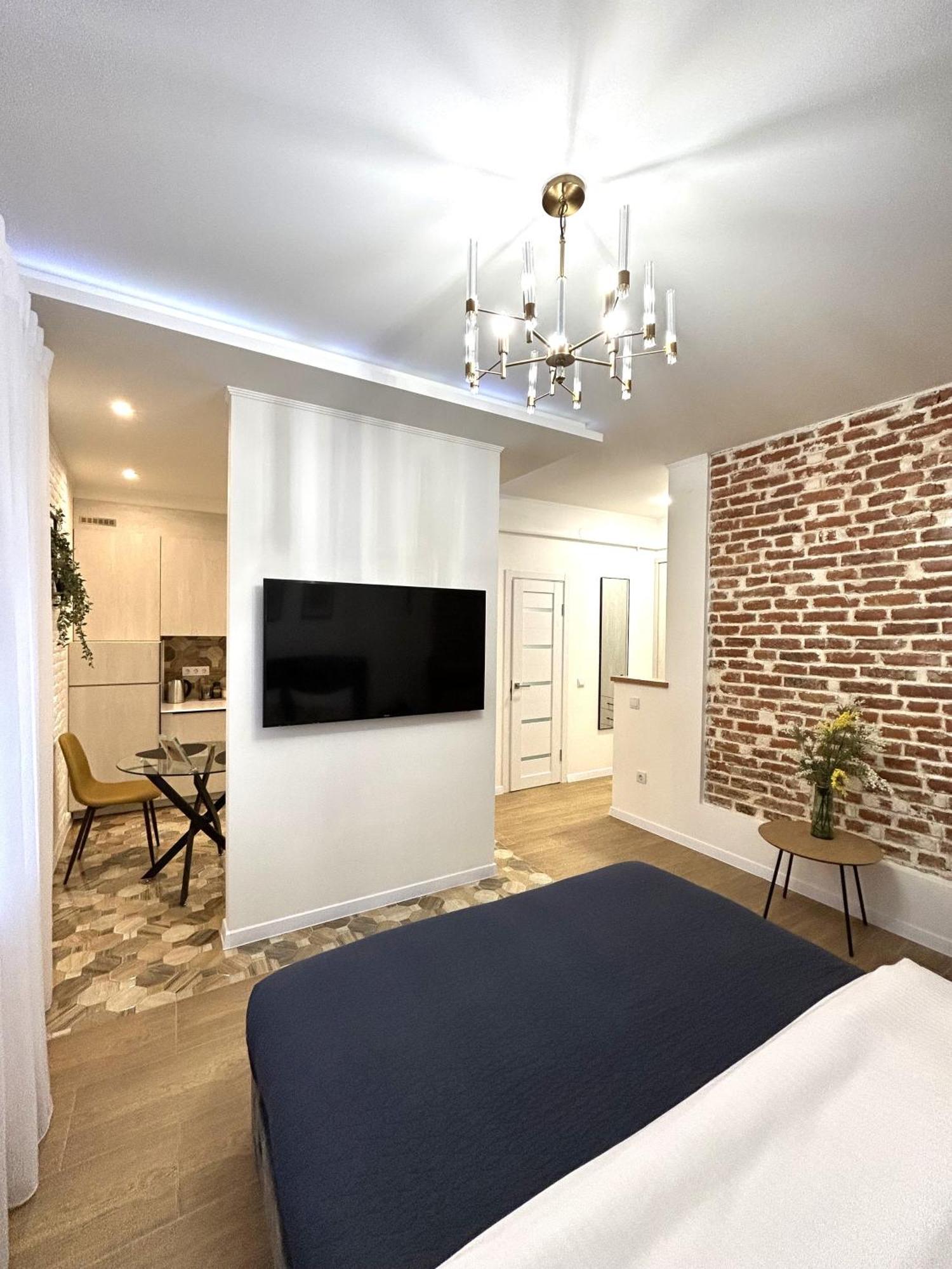 Modern Apartment, 100M To Opera Lemberg Exterior foto